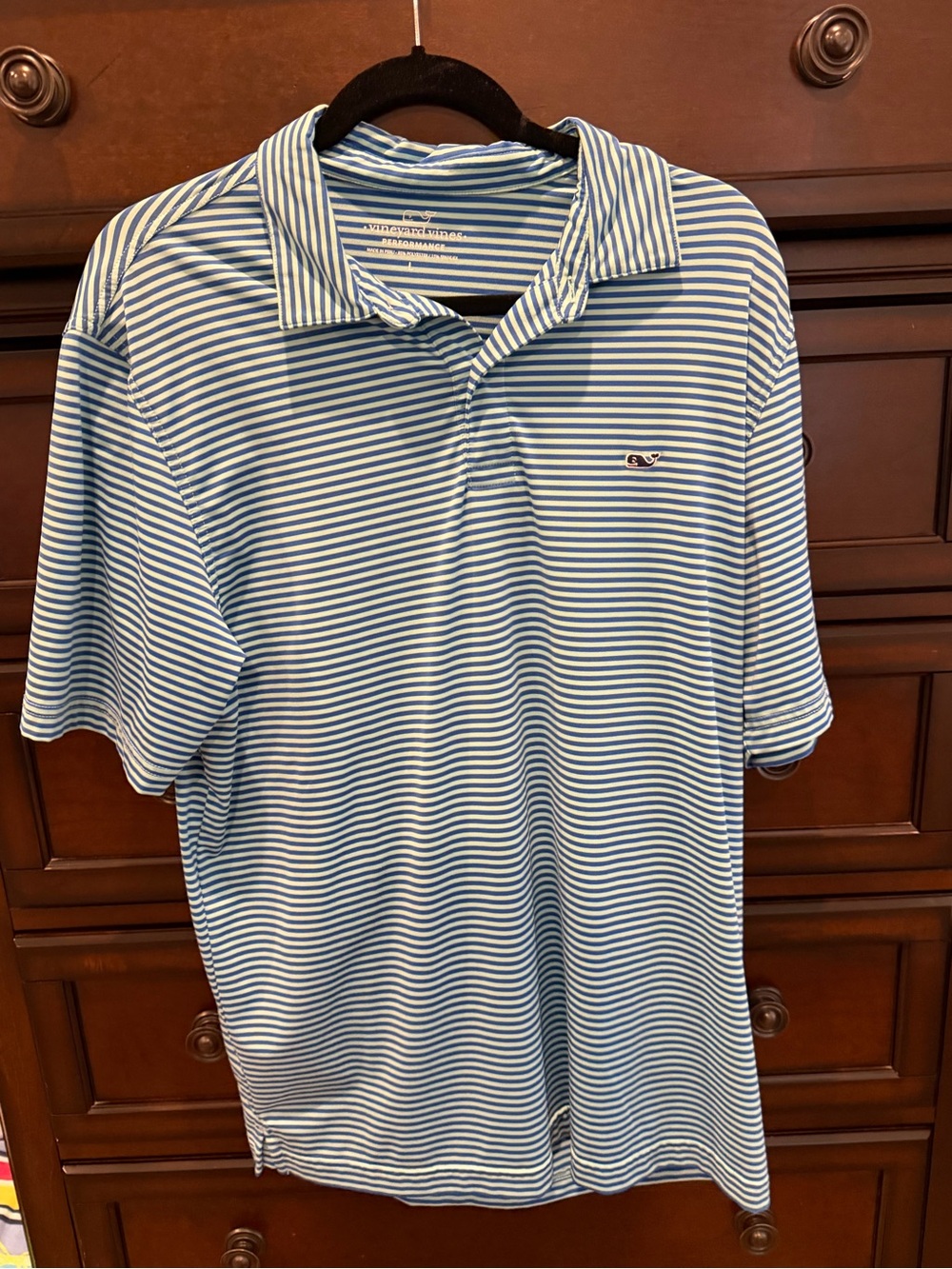 Men’s large Vineyard Vines Light Blue & White Striped Performance Polo